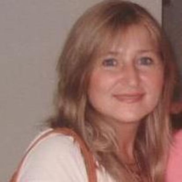 Meet your Posher, Heather - Picture 1 of 1